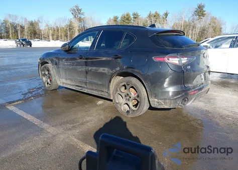 2024 Alfa Romeo Stelvio Competizione Awd из США, поврежденный, VIN ZASPAKBN8R7D76747